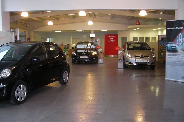 Erweiterung Autohaus -
